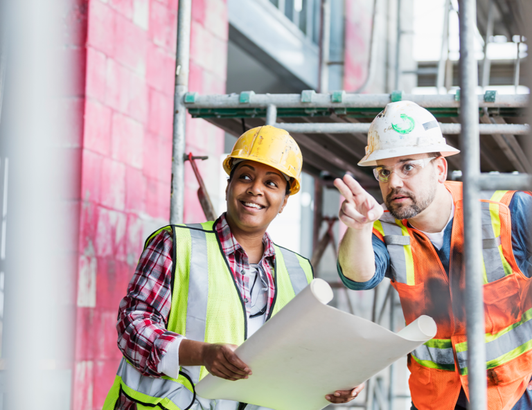 construction-workers-smiling